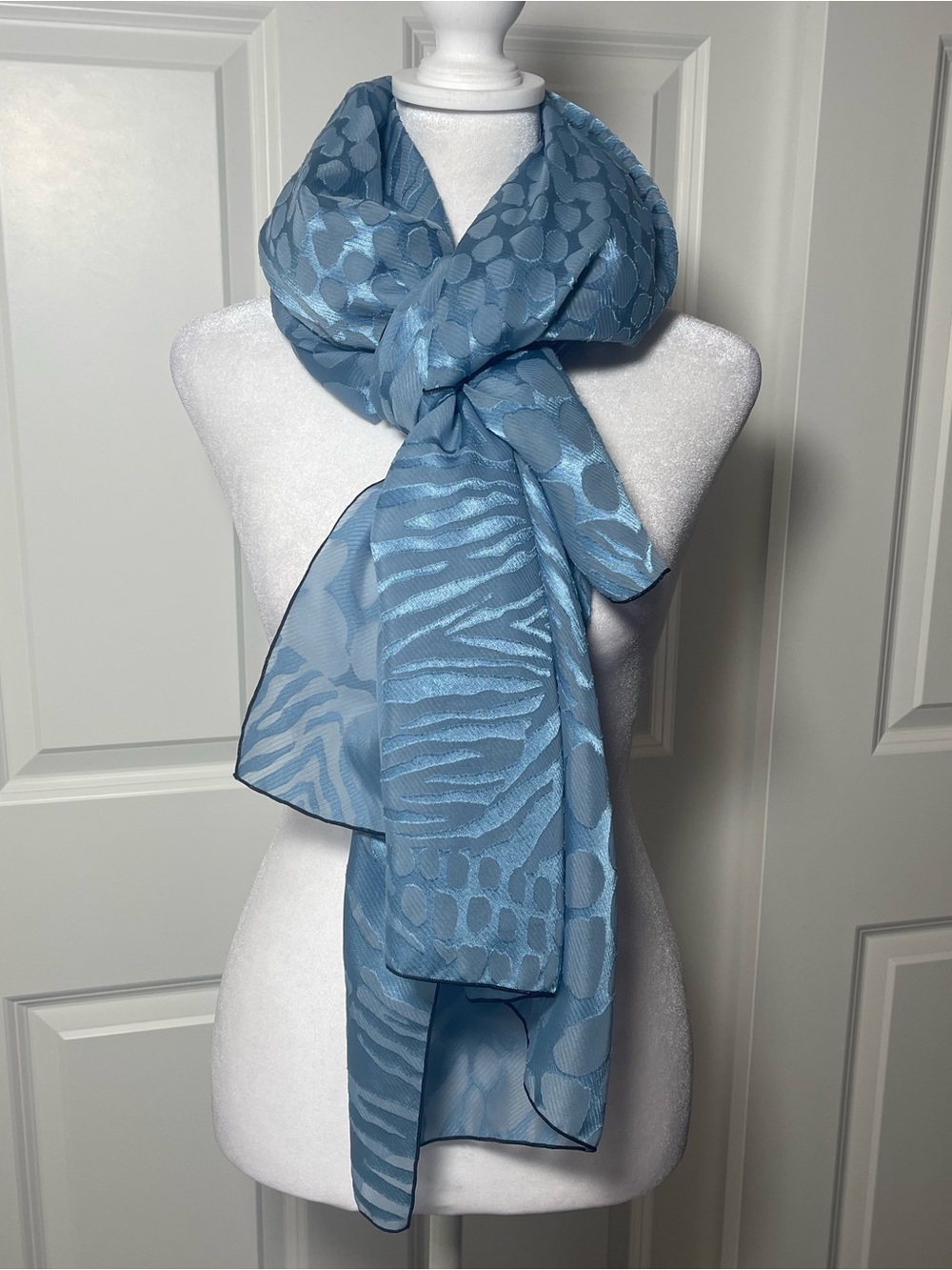 Caron Miller Blue Jacquard Chiffon Topper Wrap Scarf Sheer Burnout 3/4 Sleeve OS - Picture 9 of 17